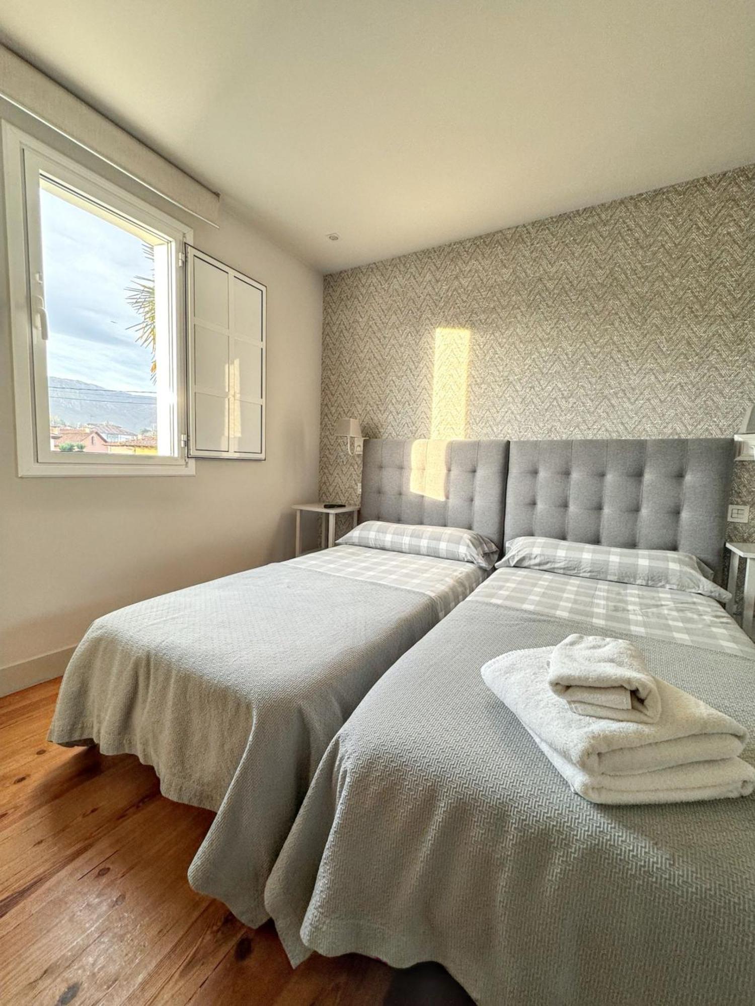 Beautiful Holiday Home In Po De Llanes With Sea View Eksteriør billede